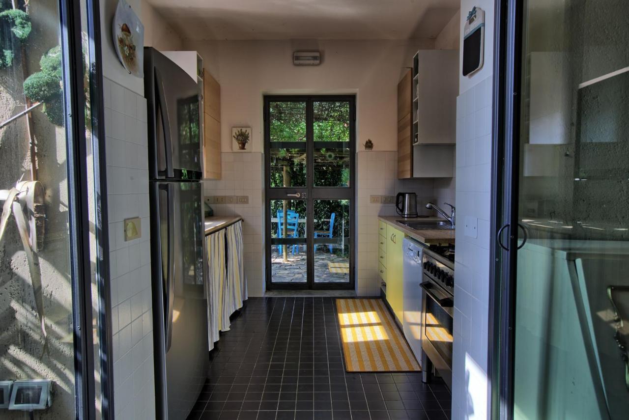 Ostra Grande Villa Storica Per Vacanze Con Giardino Privato E Piscina מראה חיצוני תמונה