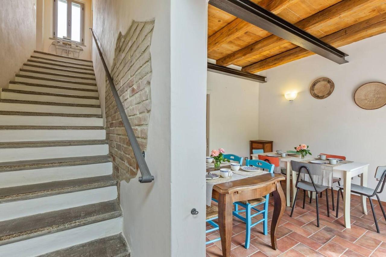 Ostra Grande Villa Storica Per Vacanze Con Giardino Privato E Piscina מראה חיצוני תמונה