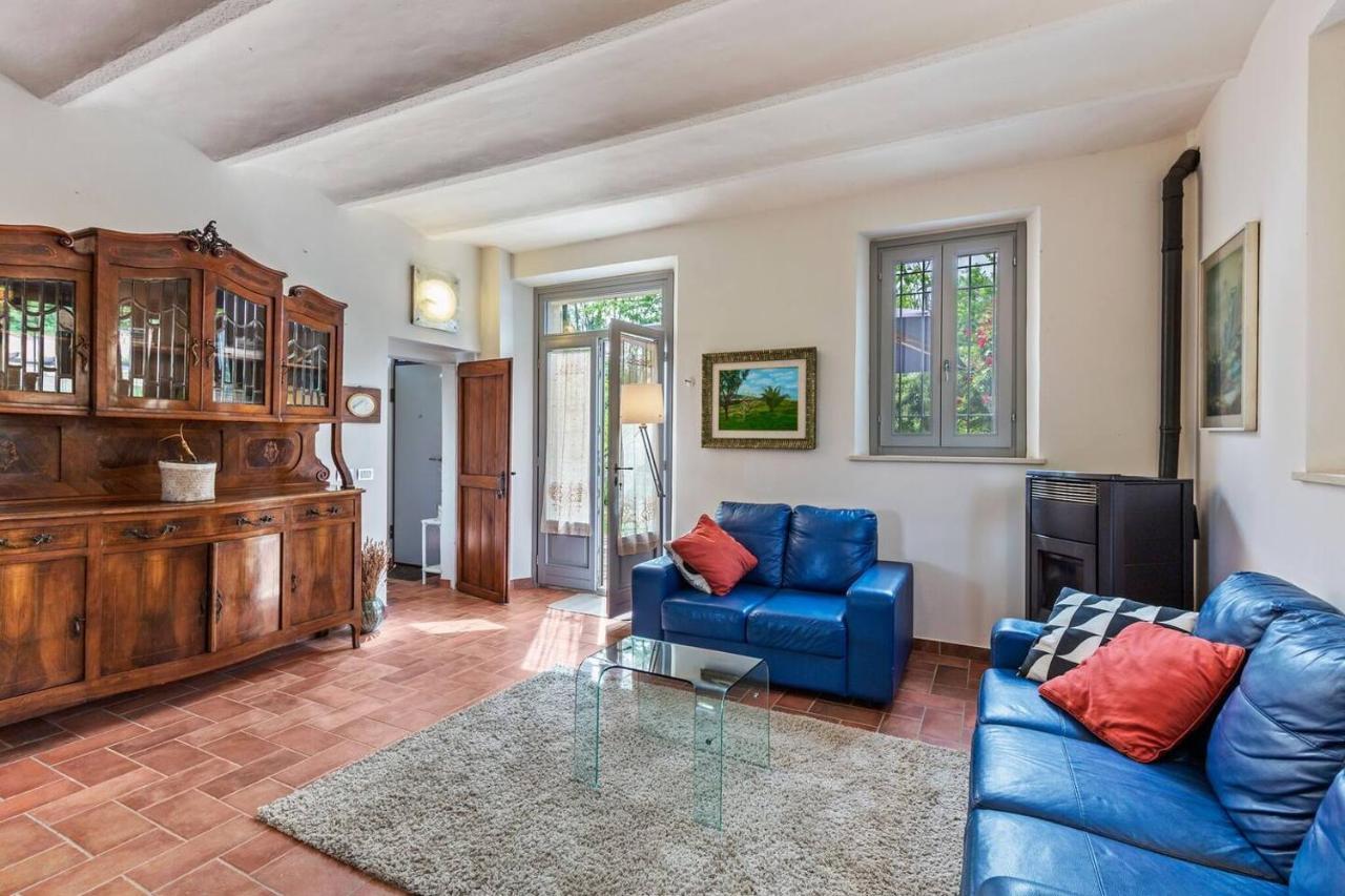 Ostra Grande Villa Storica Per Vacanze Con Giardino Privato E Piscina מראה חיצוני תמונה