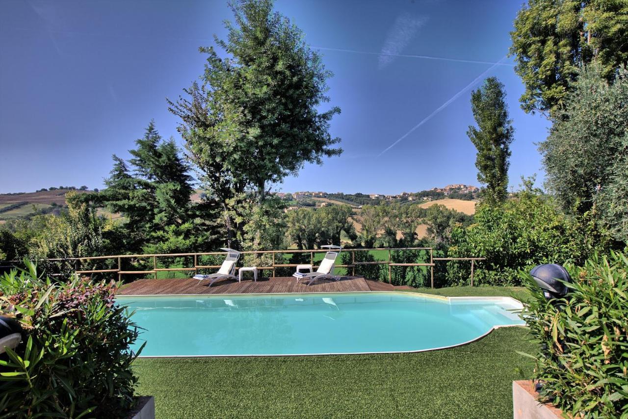 Ostra Grande Villa Storica Per Vacanze Con Giardino Privato E Piscina מראה חיצוני תמונה