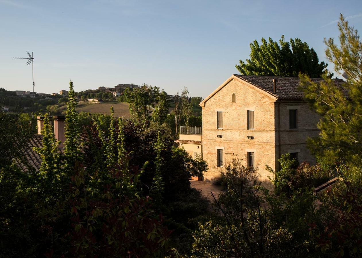 Ostra Grande Villa Storica Per Vacanze Con Giardino Privato E Piscina מראה חיצוני תמונה