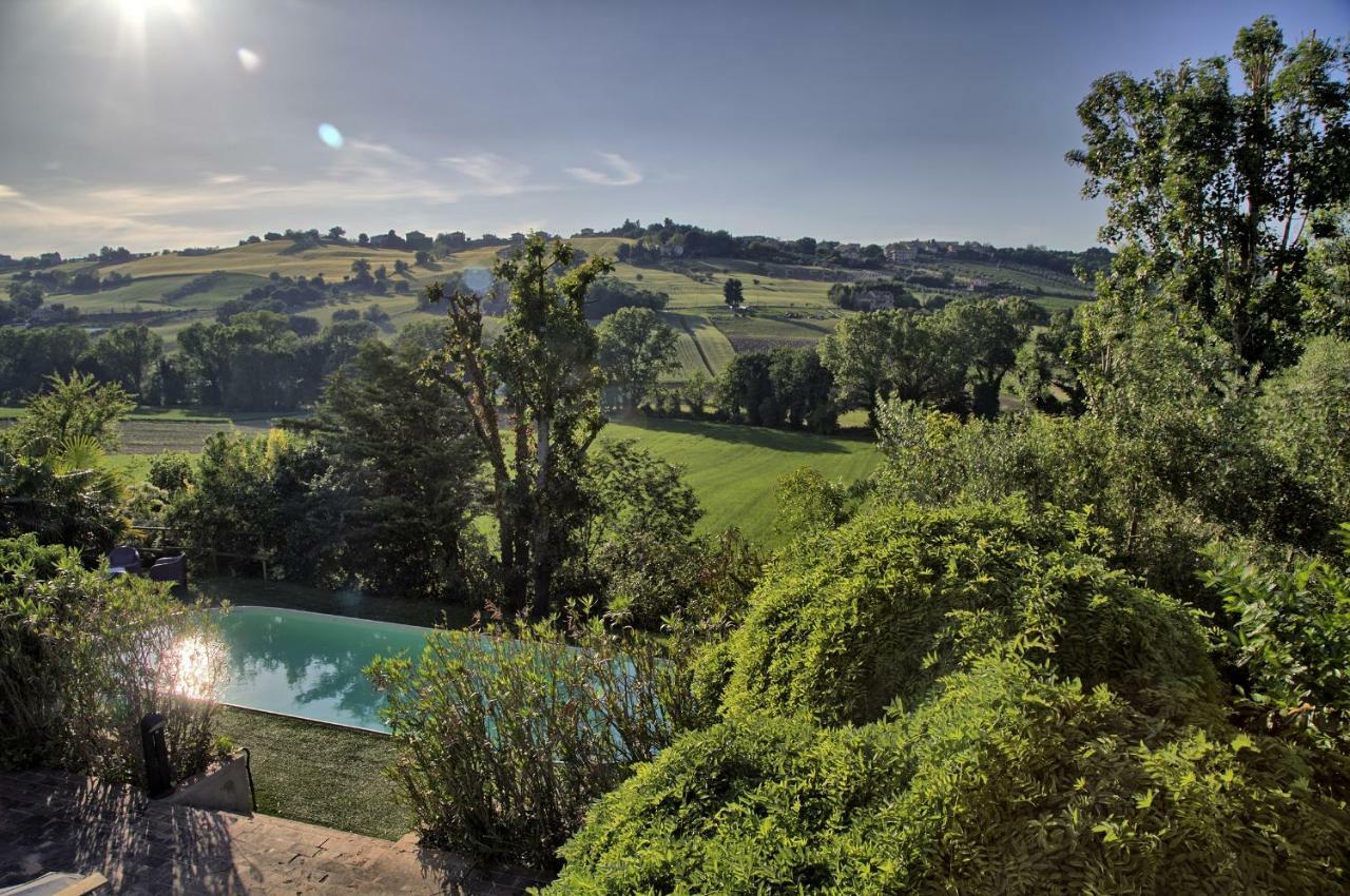 Ostra Grande Villa Storica Per Vacanze Con Giardino Privato E Piscina מראה חיצוני תמונה