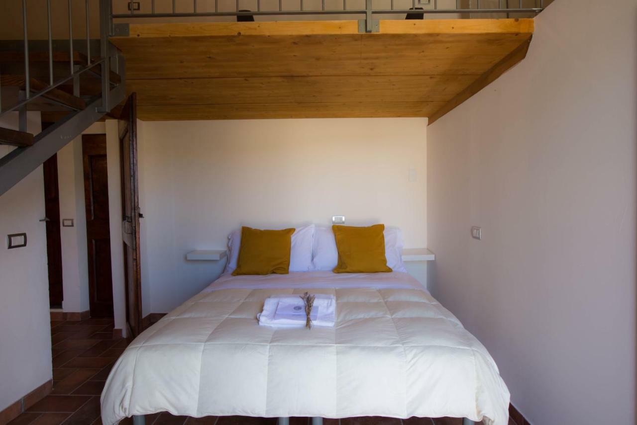 Ostra Grande Villa Storica Per Vacanze Con Giardino Privato E Piscina מראה חיצוני תמונה