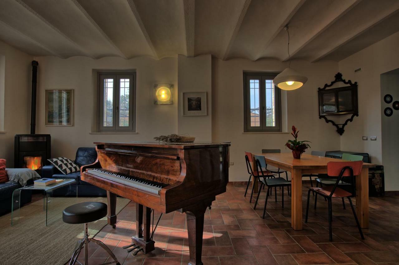 Ostra Grande Villa Storica Per Vacanze Con Giardino Privato E Piscina מראה חיצוני תמונה